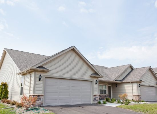 meadows of mill creek, kenosha county townhomes, apartments for rent in salem